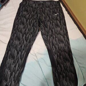 Nike leggings